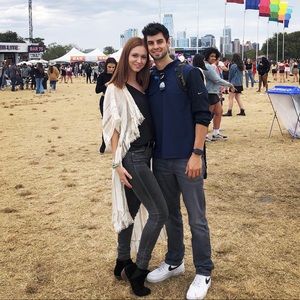 Meet your Posher, Julia